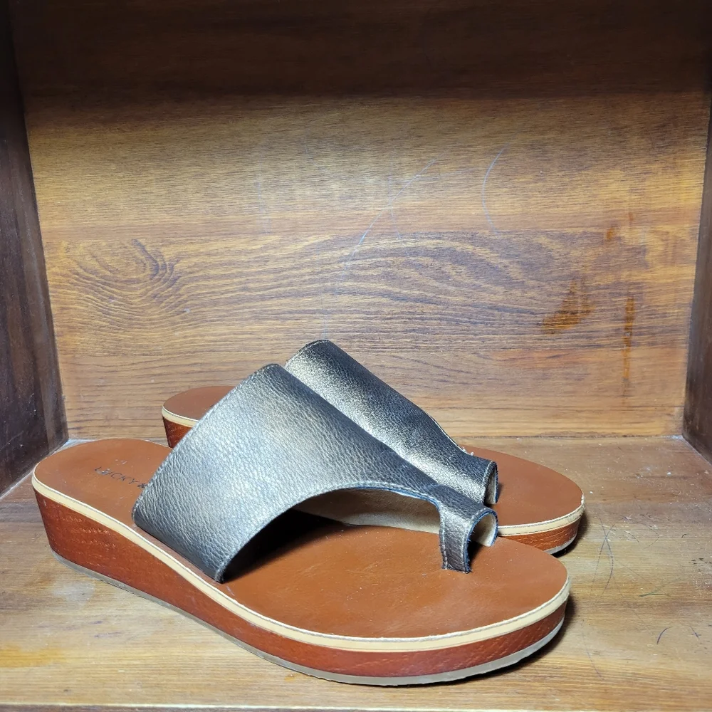 Lucky Brand Slip-on Sandal 8M - Picture 1 of 6